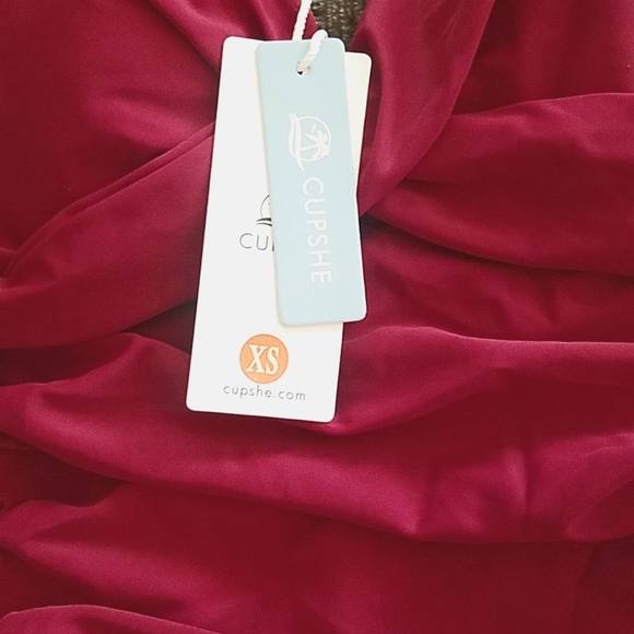 NEW Cupshe  XS  one piece swimming suit - Picture 2 of 4